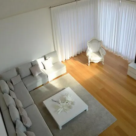 Casa Con Privato Piscina Sul Lago Di Como Bellagio