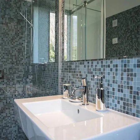 Casa Con Privato Piscina Sul Lago Di Como * Bellagio