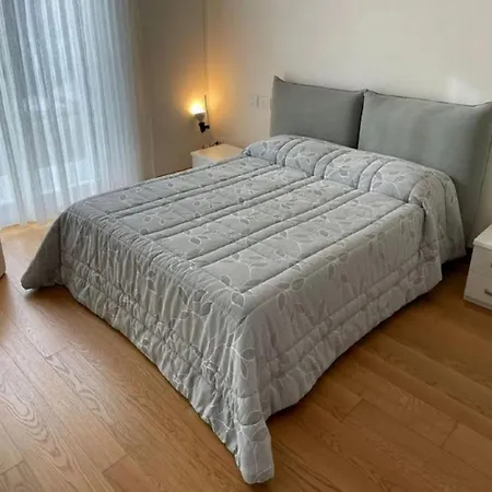 Apartment Casa Con Privato Piscina Sul Lago Di Como Bellagio