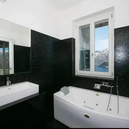 Casa Con Privato Piscina Sul Lago Di Como Apartment