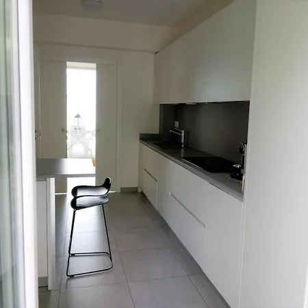 Casa Con Privato Piscina Sul Lago Di Como